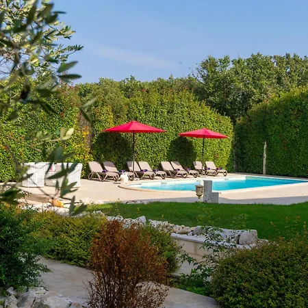 Villa Duga In For 12 People With Sea View & Only 1,2 Km From Porec