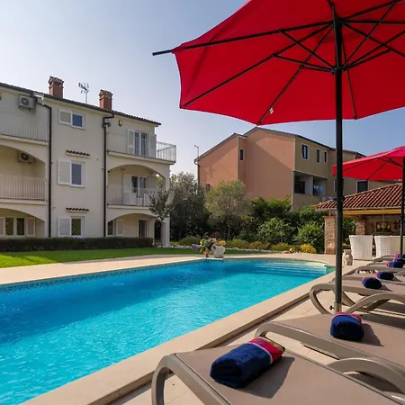 빌라 Duga In For 12 People With Sea View & Only 1,2 Km From